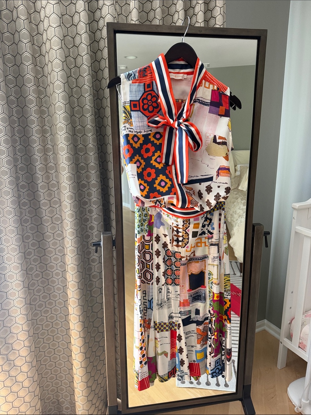 Tory Burch Colorful Patchwork Print jersey Skirt - Navy, Pink, Green & Orange.